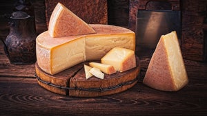 Albträume: Warum ausgerechnet Käse dich schlechter schlafen lässt