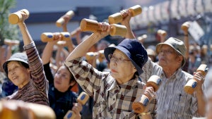 Demografischer Wandel und Rente: Warum zu viele Alte ein Problem für alle sind