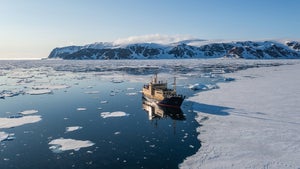 Teufelskreis Arktis: Klimawandel macht Nordostpassage frei – und beschleunigt sich dadurch selbst