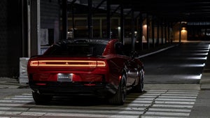 E-Auto bekommt Strafzettel wegen zu lautem Auspuff – obwohl es gar keinen hat