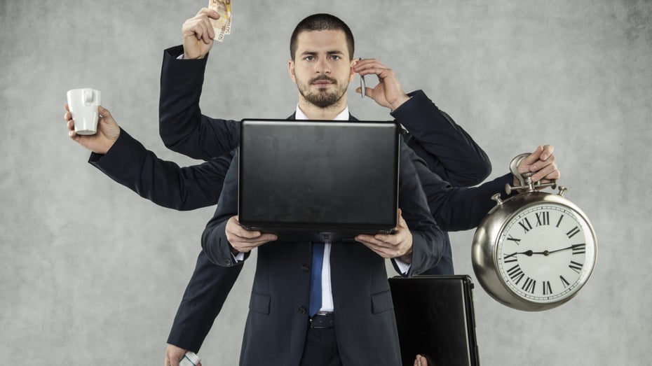 Schluss mit planlosem Arbeitsalltag: So macht KI aus dir einen Effizienz-Profi