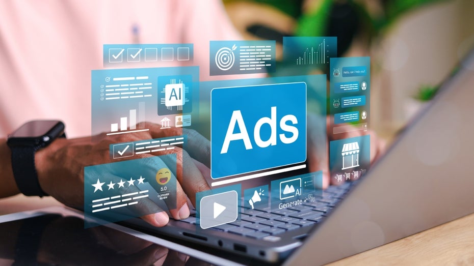 Noch sind KI-Chatbots werbefrei – doch dieses Startup will das ändern