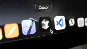 Cursor 2.0 macht die Arbeit mit mehreren KI-Agenten einfacher – und bringt sogar ein eigenes Modell mit