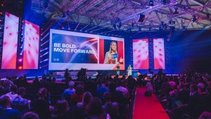 Mutige Strategien und klare Visionen: Wie Marketing die Zukunft gestaltet Mutige Strategien und klare Visionen: Wie Marketing die Zukunft gestaltet