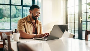 Mehr Produktivität, höheres Gehalt: Das passiert laut einer Studie, wenn du KI täglich nutzt Mehr Produktivität, höheres Gehalt: Das passiert laut einer Studie, wenn du KI täglich nutzt