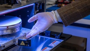 &bdquo;Memory Wall&rdquo; durchbrochen: Dieser 3D-Chip soll KI um den Faktor 1.000 beschleunigen