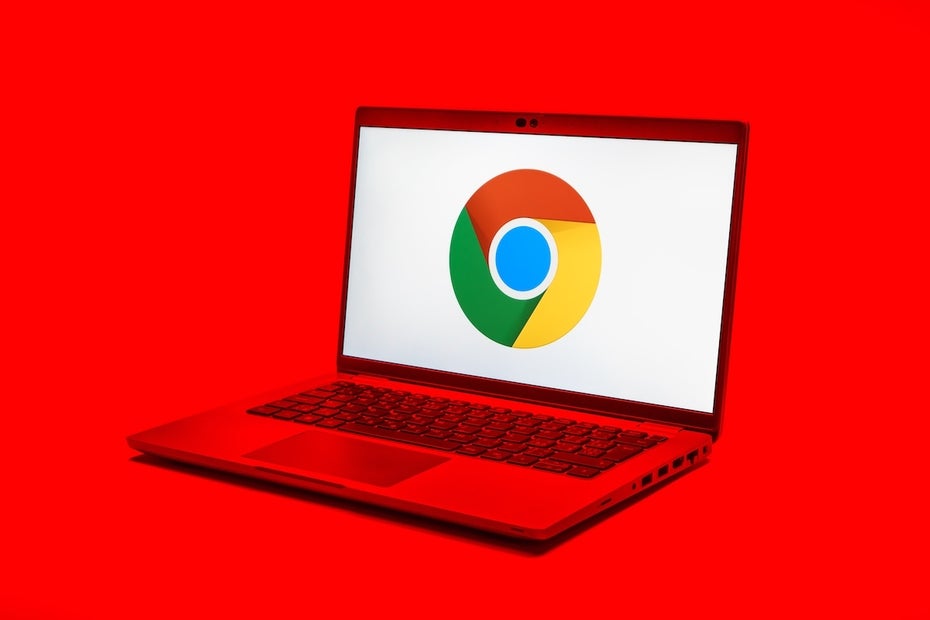 After sale: Chrome extension suddenly spies on users