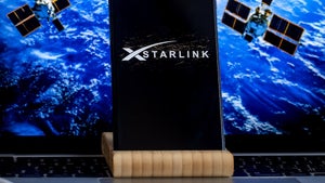 Starlink senkt den Orbit seiner Satelliten: Wie diese Aktion für mehr Sicherheit im All sorgen soll