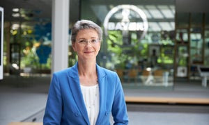 &bdquo;Zwischen Basis und Vorstand lagen bis zu zw&ouml;lf Hierarchieebenen&ldquo; &ndash; wie Bayer das Problem l&ouml;ste