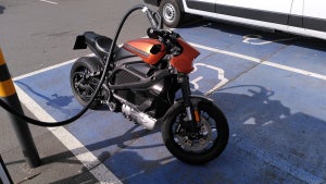 Livewire One ausprobiert: Wie fährt sich eine elektrische Harley?