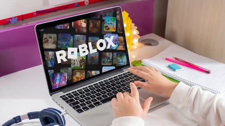 Roblox: Neue KI-Chat-Funktion soll Beschimpfungen freundlicher formulieren