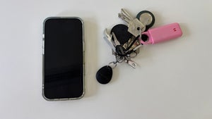 Amba-Tag im Test: Kann ich mit einem Schlüsselanhänger meine Bildschirmzeit senken?