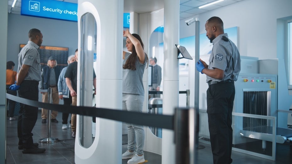Neue 3D-Scanner am Flughafen: Wie sie das Verbot v