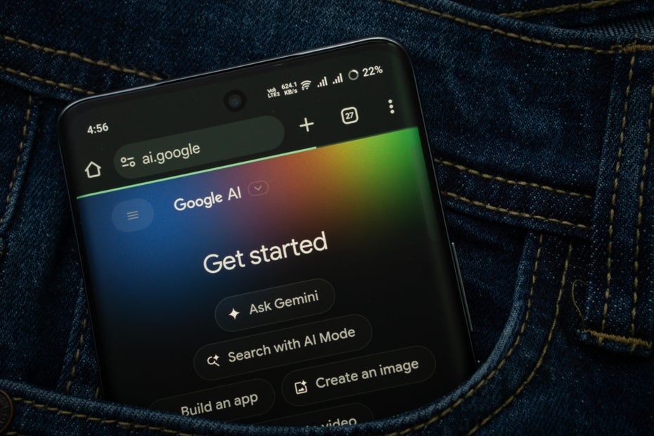 Competition with OpenAI: Google cuts the price of its AI subscription by ...