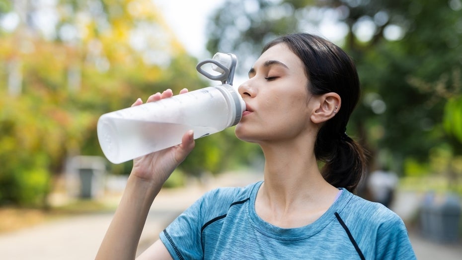 Smarte Trinkflaschen: So vergisst du nie wieder, genug zu trinken
