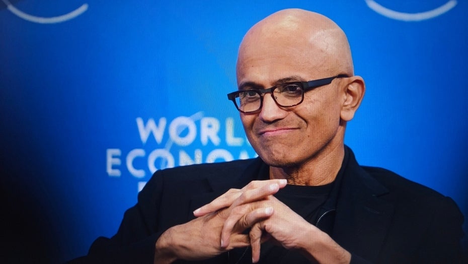 Unternehmen zahlen doppelt für KI: Microsoft-CEO warnt vor Kostenfalle, die er selbst mitgebaut hat