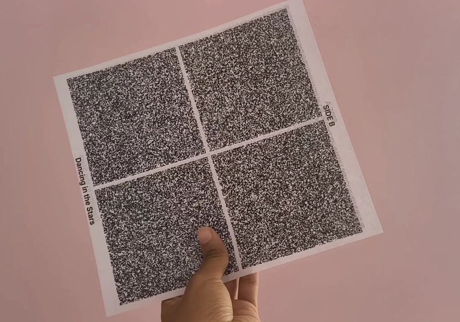 „Doomsday Spotify“: Entwickler druckt ein ganzes Lied auf ein einziges Blatt Papier