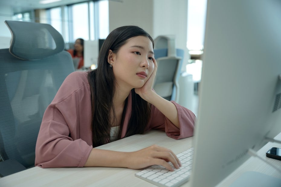 Einkommen um 40 Prozent gesunken: Wie KI in China bereits massiv Jobs vernichtet