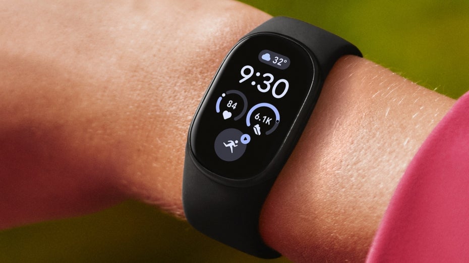 Fitbit Edge: Googles neuer Fitnesstracker kommt mit Bildschirm – was er noch kann