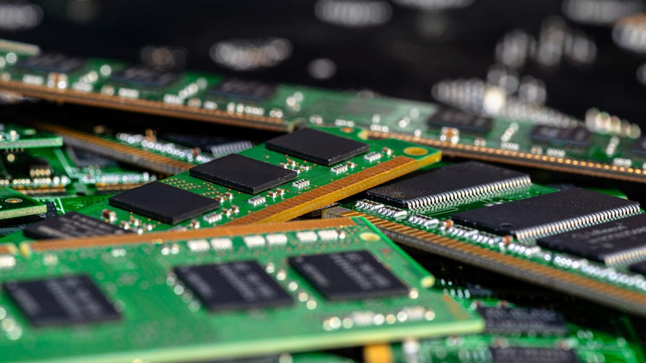 Selbst wenn die KI-Blase platzt: Warum Speicherchips auf Jahre Mangelware bleiben