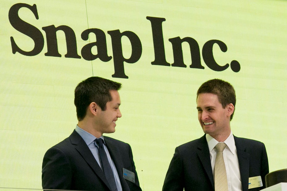 Snapchat-Gründer Bobby Murphy (links) und Evan Spiegel (rechts) beim Börsengang des Unternehmens 2017