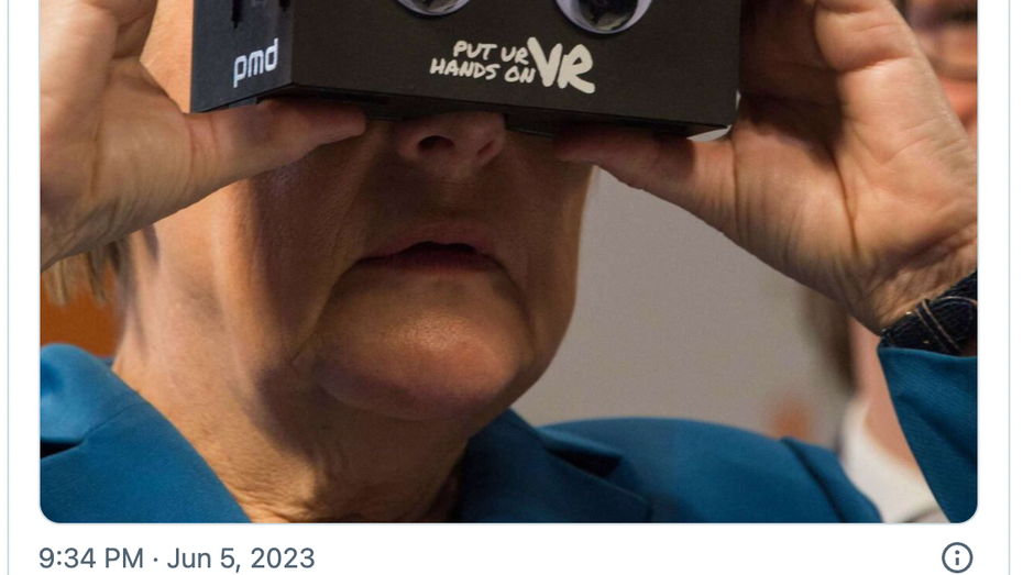 Vision Pro: Merkel Meme