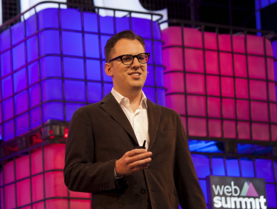Instagram Co-Founder Mike Krieger spricht beim 2017 auf einer Konferenz